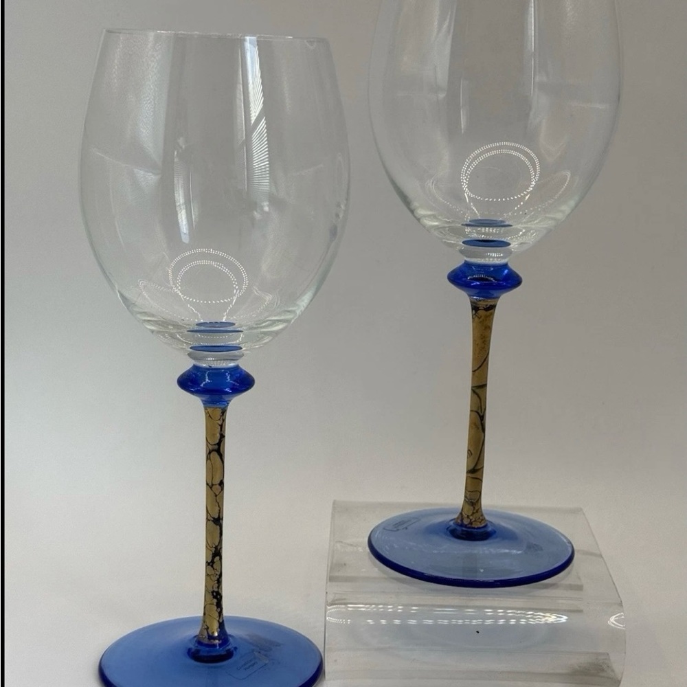 Elegant Blue and Gold Stem Wine Glasses